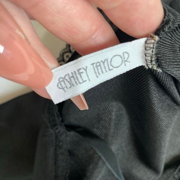 Vintage black cami - Picture 4 of 8